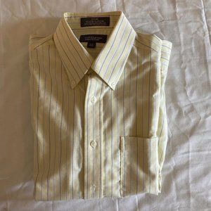 Croft & Barrow Medium Light Yellow Shirt